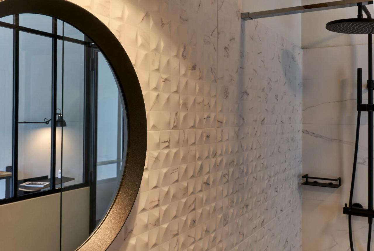 Chateau De La Resle - Design Hotels Montigny-la-Resle Kültér fotó