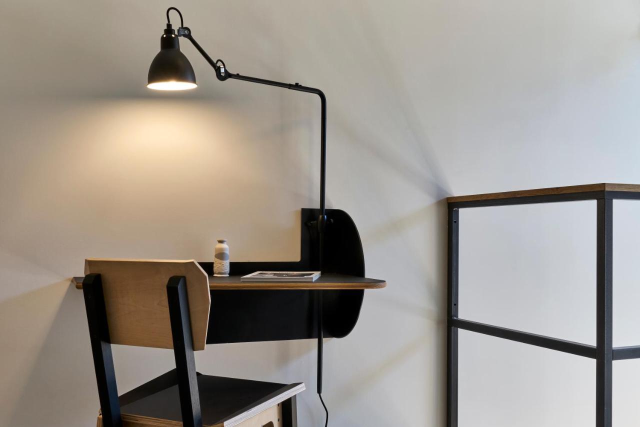 Chateau De La Resle - Design Hotels Montigny-la-Resle Kültér fotó