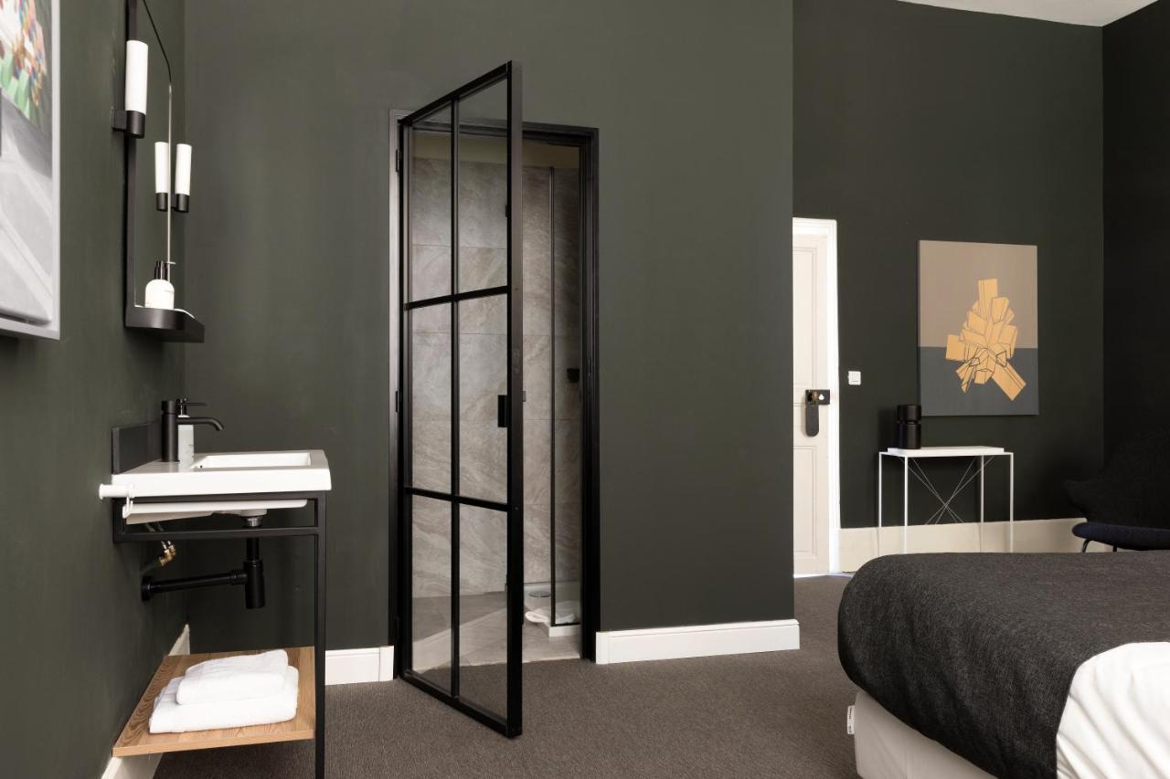 Chateau De La Resle - Design Hotels Montigny-la-Resle Kültér fotó