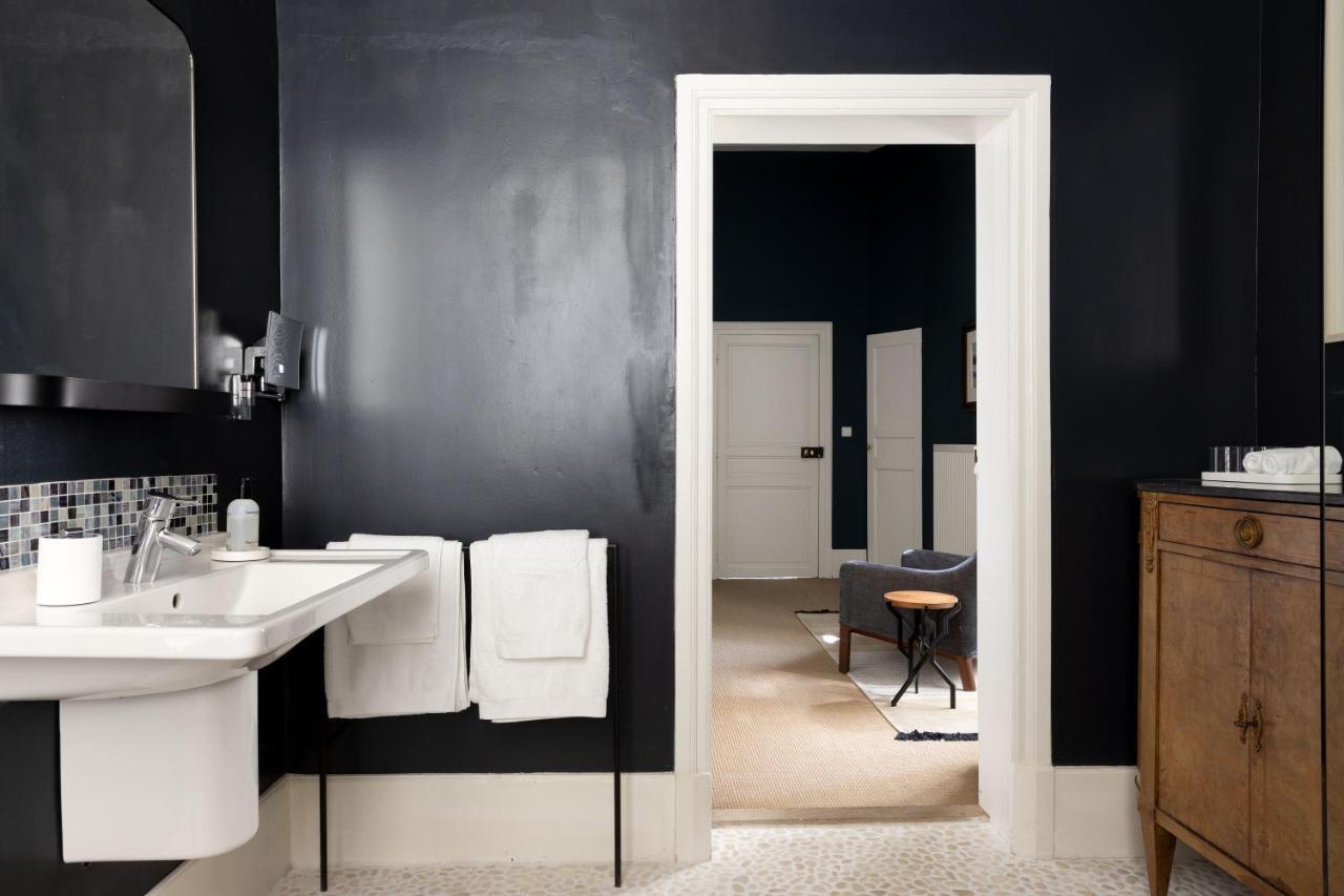 Chateau De La Resle - Design Hotels Montigny-la-Resle Kültér fotó