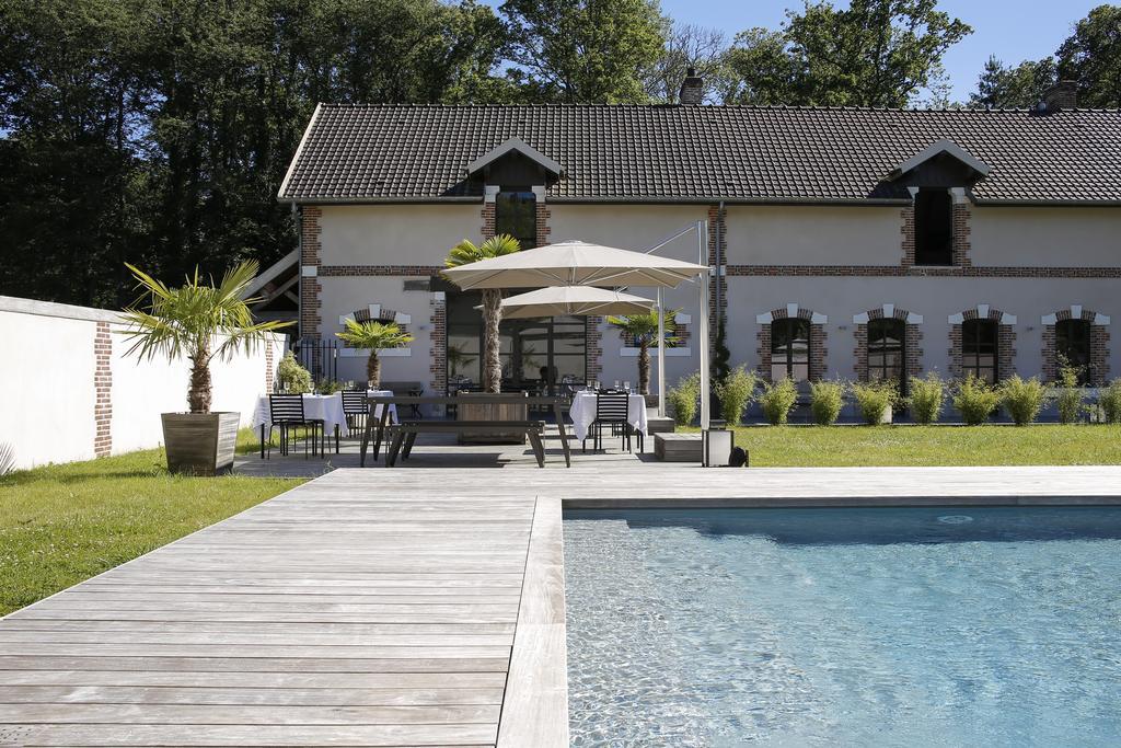 Chateau De La Resle - Design Hotels Montigny-la-Resle Kültér fotó
