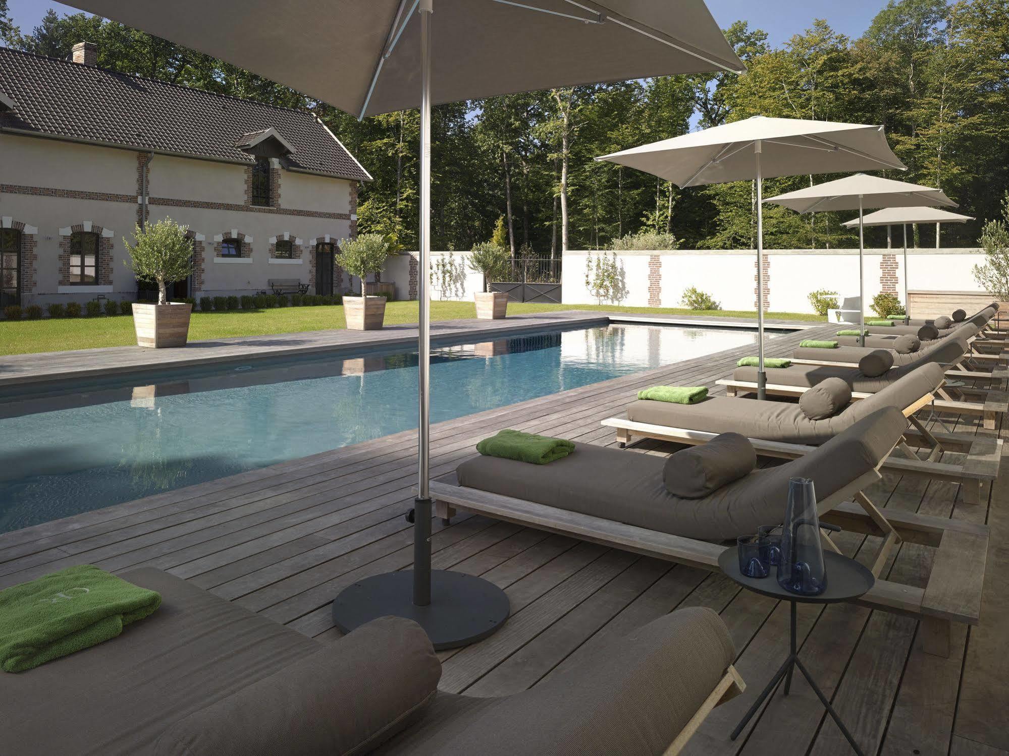 Chateau De La Resle - Design Hotels Montigny-la-Resle Kültér fotó
